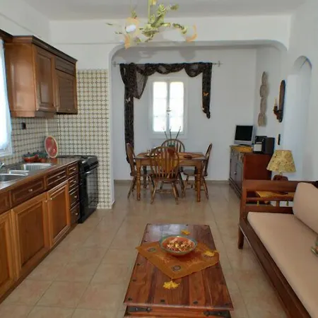 Apartamento Moschoula *