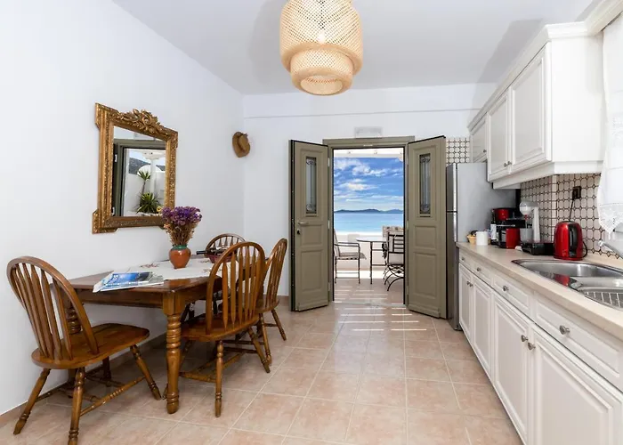 Moschoula Platis Gialos (Sifnos)