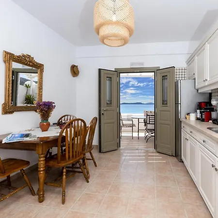 Moschoula Platis Gialos (Sifnos)