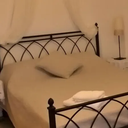 Apartment Moschoula *