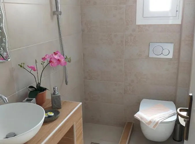 Moschoula * Platis Gialos (Sifnos)